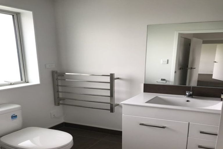 Photo of property in 2/53 May Street, Hamilton East, Hamilton, 3216