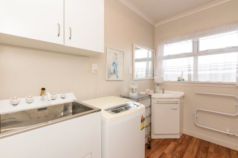 Photo of property in 35 Redwood Street, Blenheim, 7201