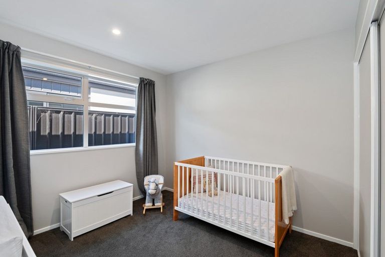 Photo of property in 7 Grey Way, Russley, Christchurch, 8042