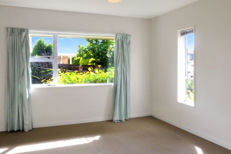 Photo of property in 87 Peer Street, Ilam, Christchurch, 8041