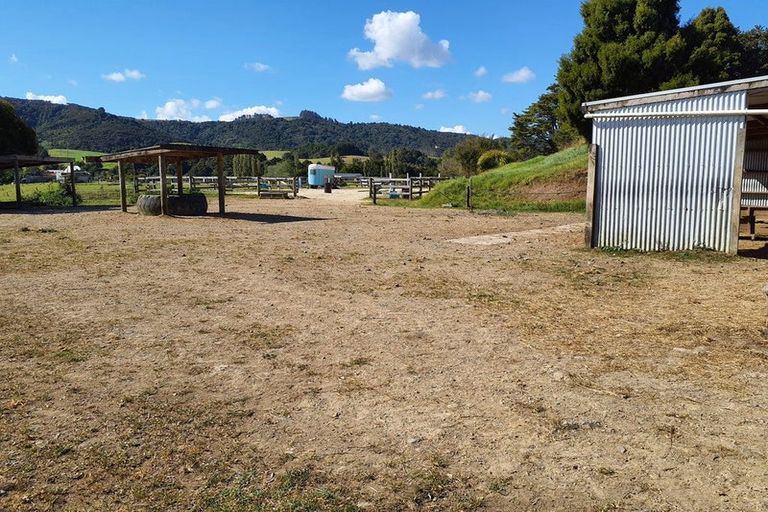 Photo of property in 558 Helmsdale Road, Waipu, 0582