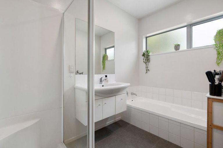 Photo of property in 6 Wrey Jury Lane, Dallington, Christchurch, 8061