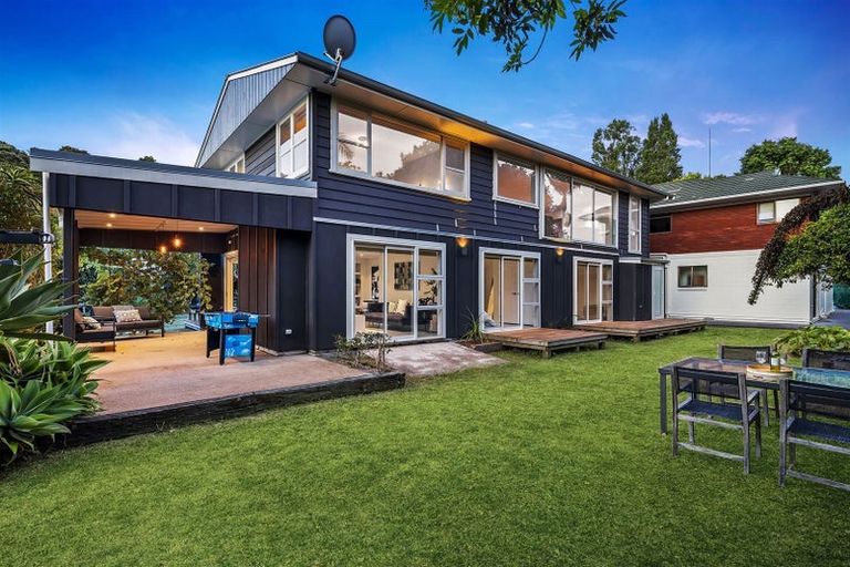 Photo of property in 6 Mckenzie Avenue, Arkles Bay, Whangaparaoa, 0932