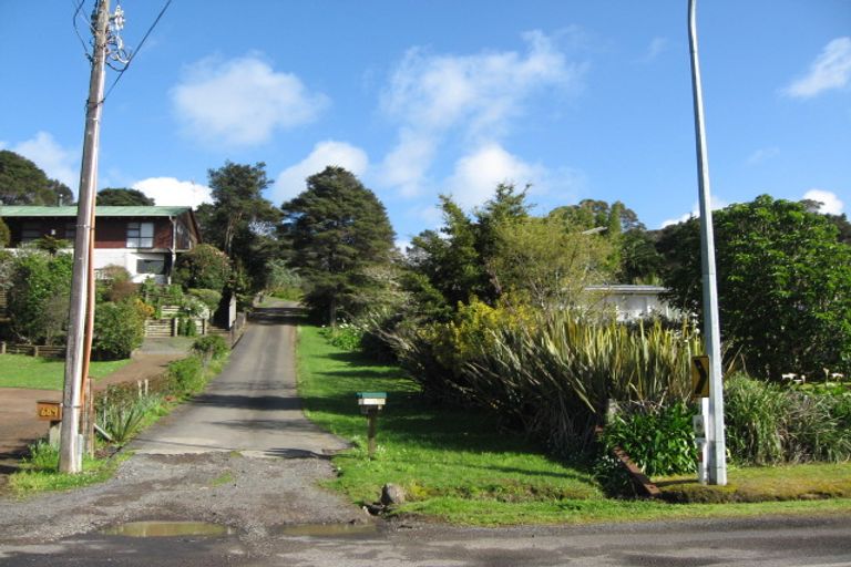 Photo of property in 687a Huia Road, Parau, Auckland, 0604