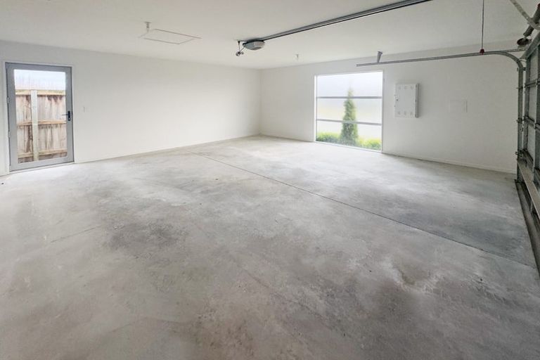 Photo of property in 20 Sequoia Way, Rangiora, 7400