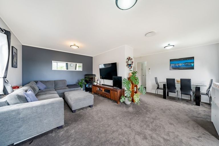 Photo of property in 46 Norana Road, Timberlea, Upper Hutt, 5018