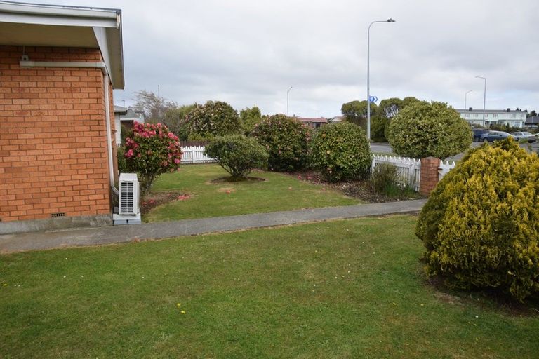 Photo of property in 2/64 Glengarry Crescent, Glengarry, Invercargill, 9810