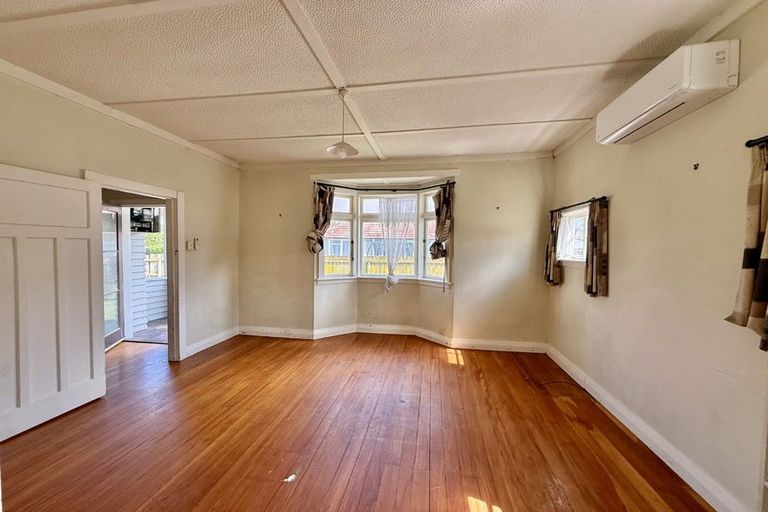 Photo of property in 102b Holland Road, Fairfield, Hamilton, 3214
