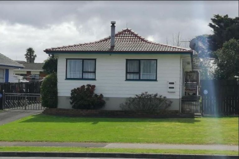 Photo of property in 221 Mahia Road, Wattle Downs, Auckland, 2103