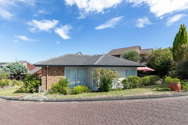 Photo of property in 2/2-22a Balmain Road, Chatswood, Auckland, 0626