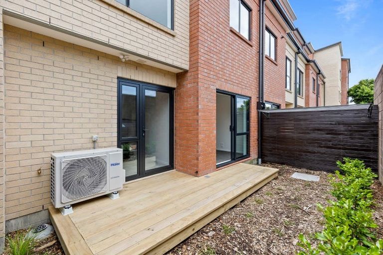 Photo of property in 500c Te Atatu Road, Te Atatu Peninsula, Auckland, 0610