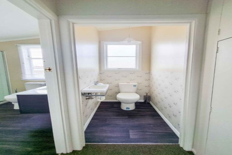 Photo of property in 41 James Street, Inglewood, 4330