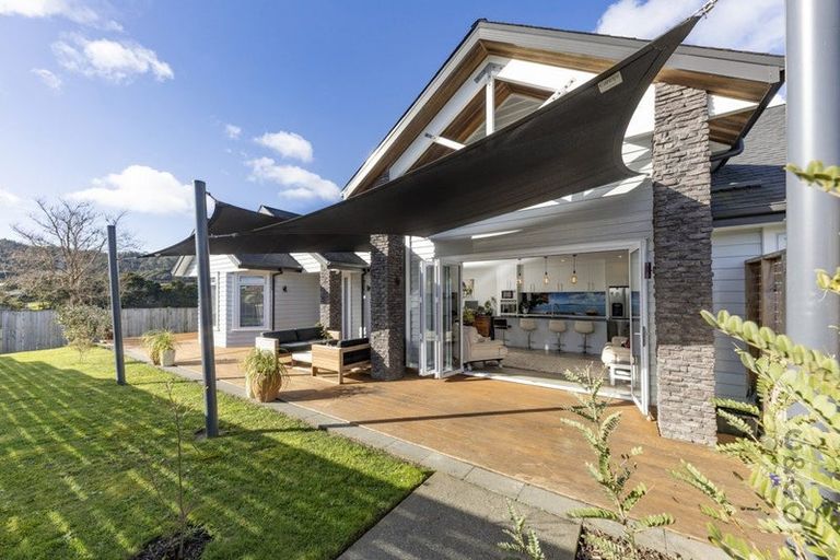 Photo of property in 121 Tapu Road, Huapai, Kumeu, 0810