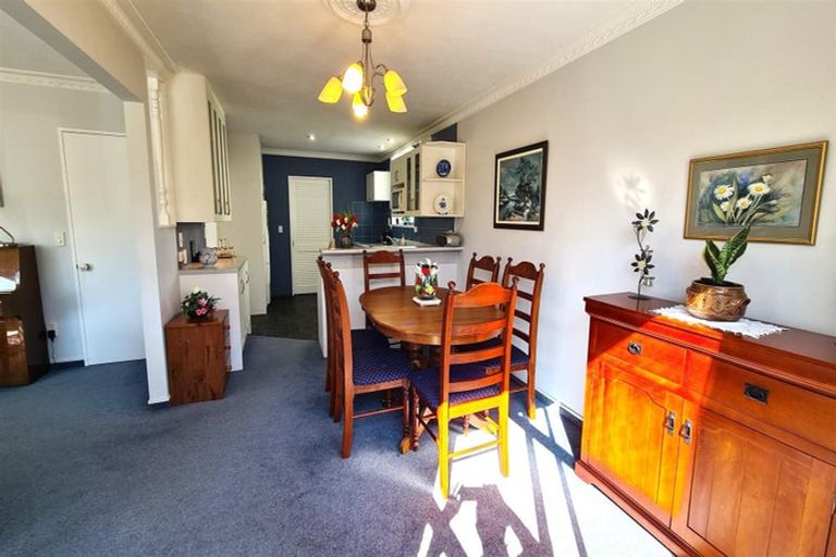 Photo of property in 21 Juniper Place, Burnside, Christchurch, 8053