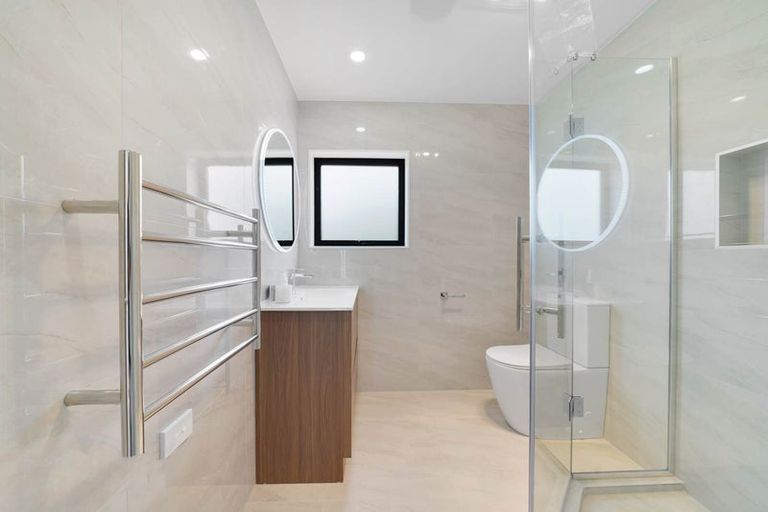 Photo of property in 14b Friesian Drive, Mangere, Auckland, 2022