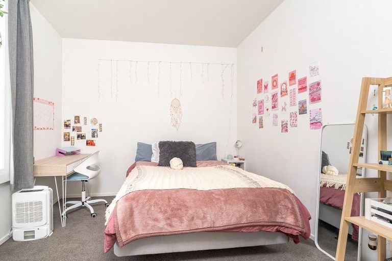 Photo of property in 113 Harbour Terrace, North Dunedin, Dunedin, 9016