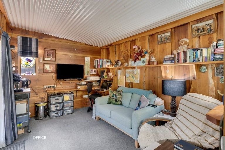 Photo of property in 102 Boons Valley Road, Waikawa, Picton, 7220