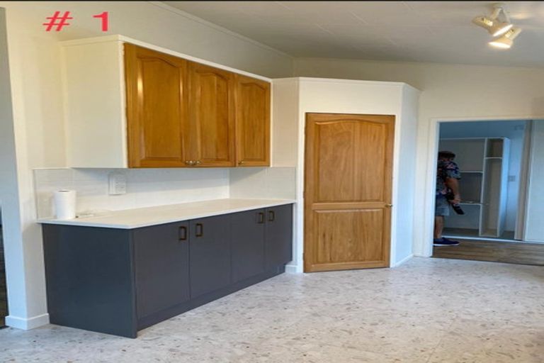 Photo of property in 24 Lewisham Street, Highland Park, Auckland, 2010