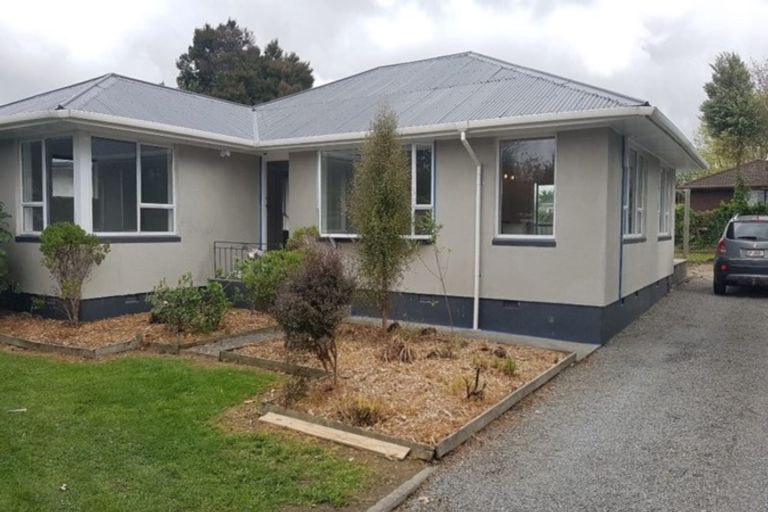 Photo of property in 7 Pinehurst Crescent, Russley, Christchurch, 8042