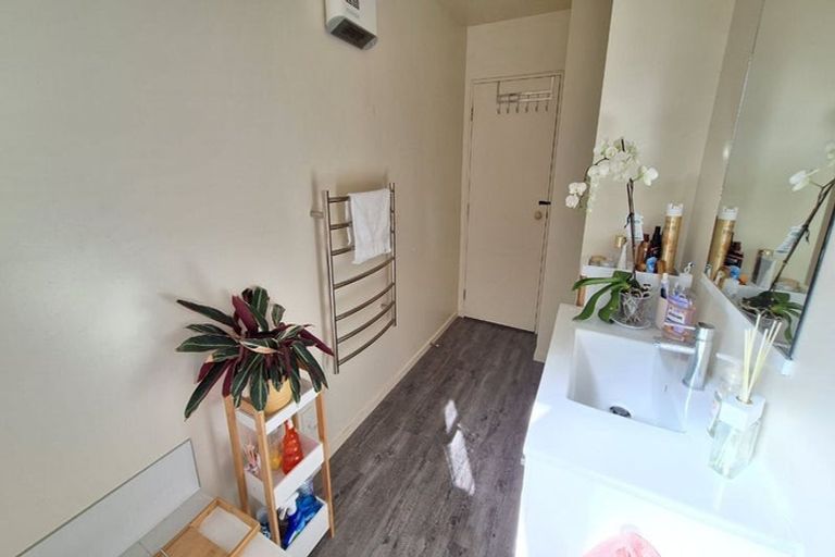 Photo of property in 2/44 Canon Street, St Albans, Christchurch, 8014