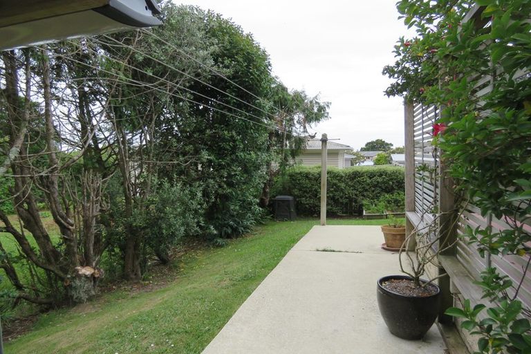 Photo of property in 3/3 Blease Street, New Lynn, Auckland, 0600