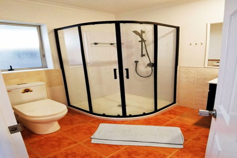 Photo of property in 21 Maugham Drive, Bucklands Beach, Auckland, 2014