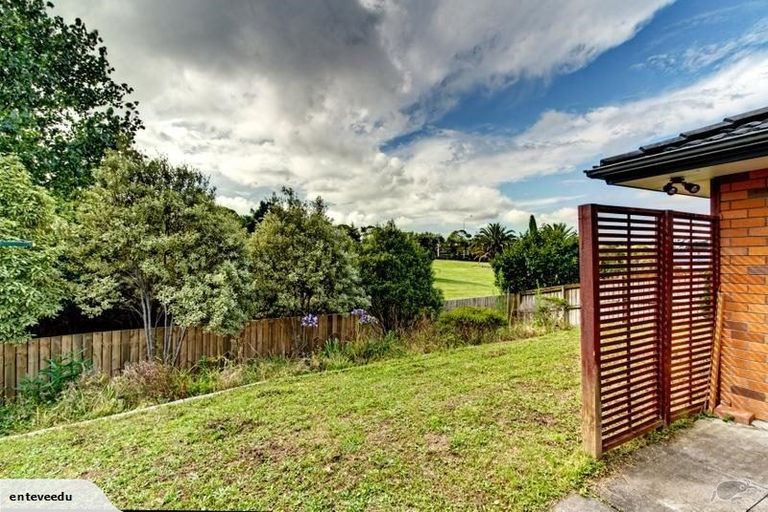 Photo of property in 78 Bluebird Crescent, Unsworth Heights, Auckland, 0632