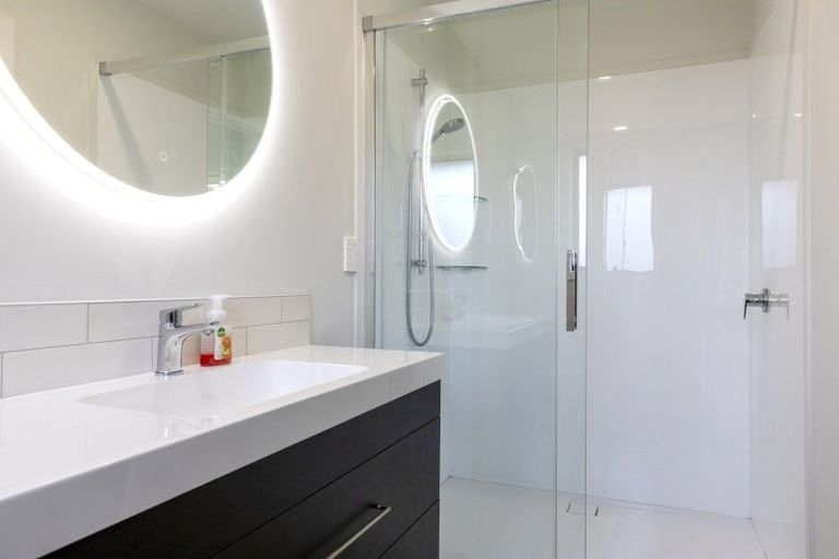 Photo of property in 130 Harakeke Drive, Wharewaka, Taupo, 3330