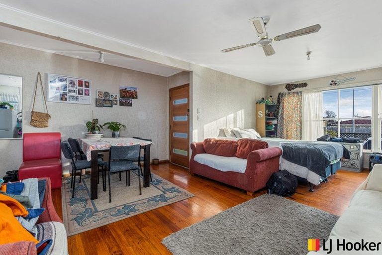 Photo of property in 8 Royal Arch Place, Rosehill, Papakura, 2113