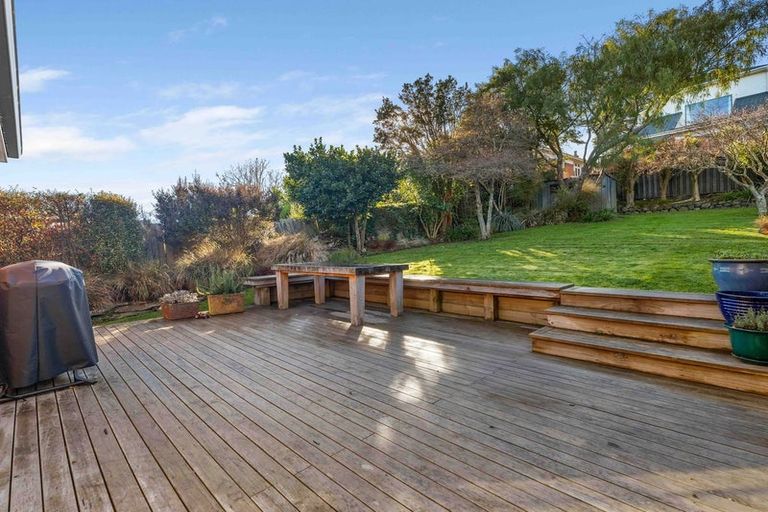 Photo of property in 32 Grandview Crescent, Opoho, Dunedin, 9010