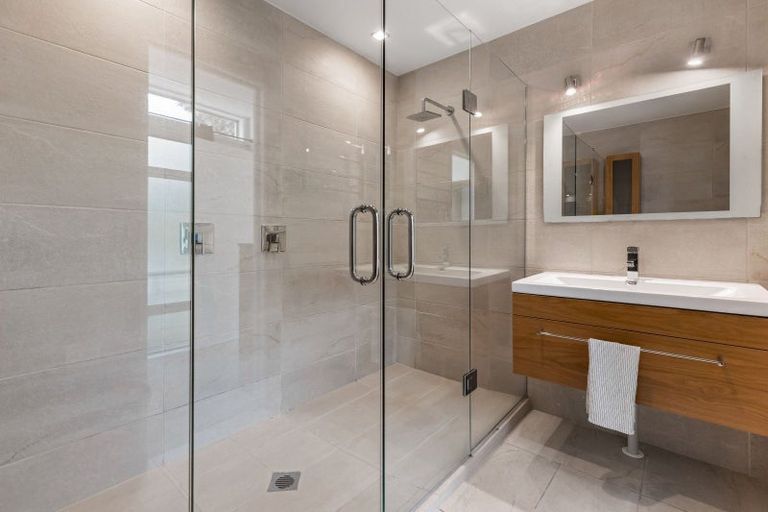 Photo of property in 160 Schnapper Rock Road, Schnapper Rock, Auckland, 0632