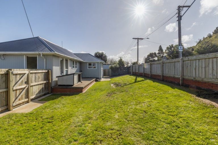 Photo of property in 88 Huatoki Street, Vogeltown, New Plymouth, 4310