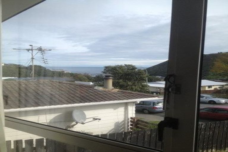 Photo of property in 14 Frobisher Street, Island Bay, Wellington, 6023