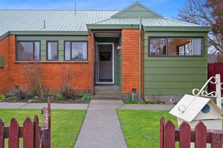 Photo of property in 1/49 Aylmer Street, Somerfield, Christchurch, 8024