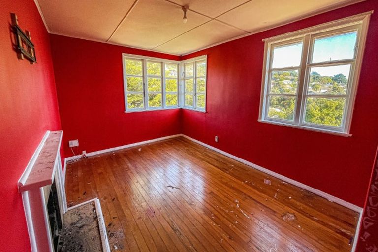 Photo of property in 33 Matatiro Street, Titahi Bay, Porirua, 5022