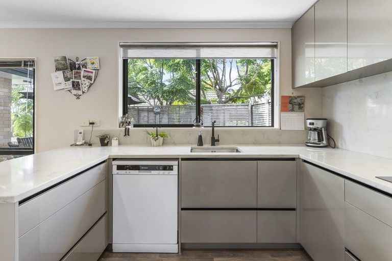 Photo of property in 61 Motutapu Avenue, Manly, Whangaparaoa, 0930