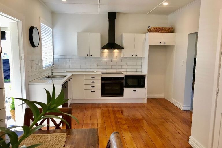 Photo of property in 81 Rogers Road, Bay View, Napier, 4104