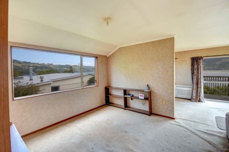 Photo of property in 20 Bayne Terrace, Macandrew Bay, Dunedin, 9014