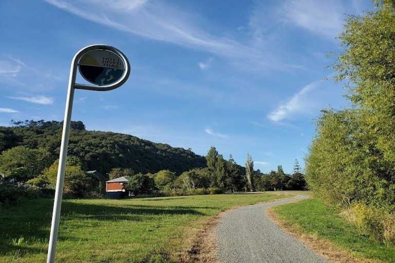 Photo of property in 1 Edwin Street, Belmont, Lower Hutt, 5010