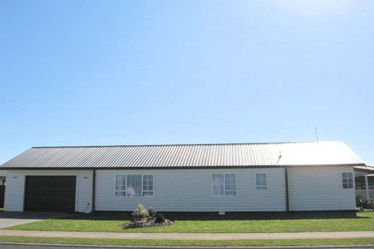 Photo of property in 1 Seascape Avenue, Whitianga, 3510