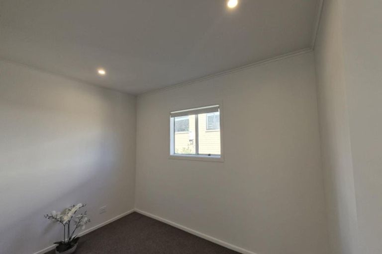 Photo of property in 1/85 Lake Road, Northcote, Auckland, 0627