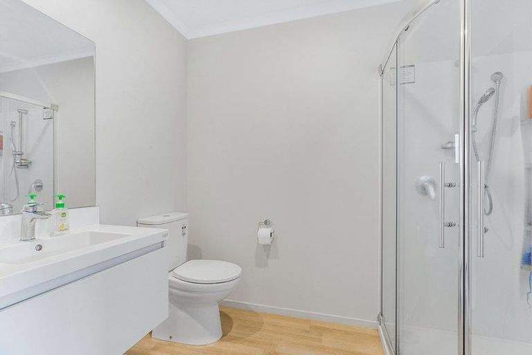 Photo of property in 2/85 Normandy Avenue, Melville, Hamilton, 3206