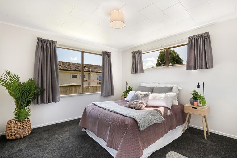 Photo of property in 72 Boundary Road, Clover Park, Auckland, 2019