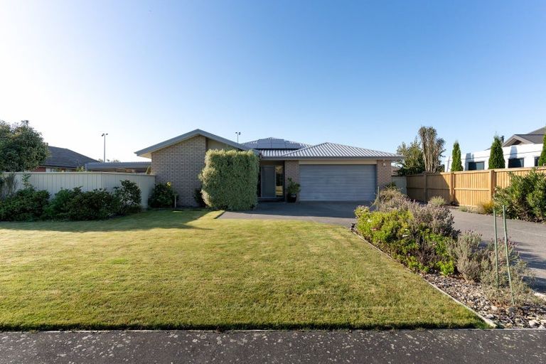 Photo of property in 11 Melville Crescent, Rolleston, 7614