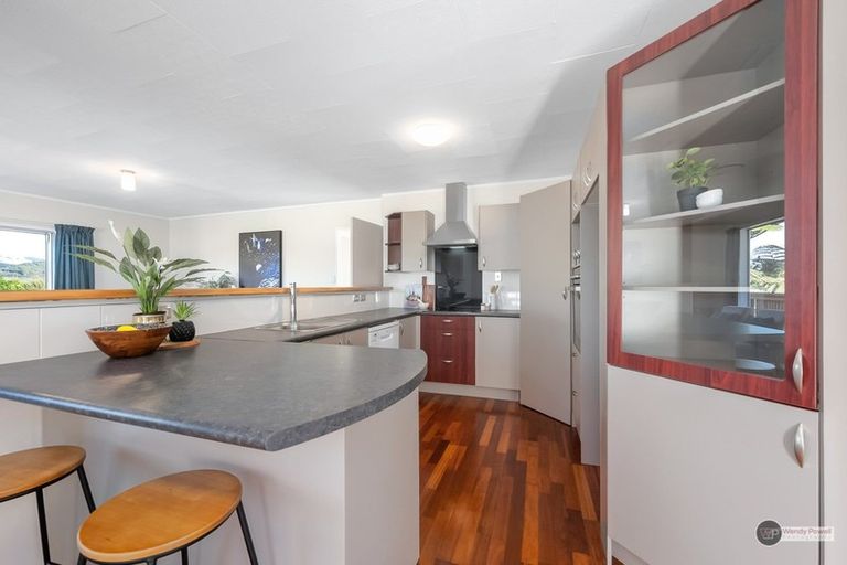 Photo of property in 42b Lord Street, Stokes Valley, Lower Hutt, 5019