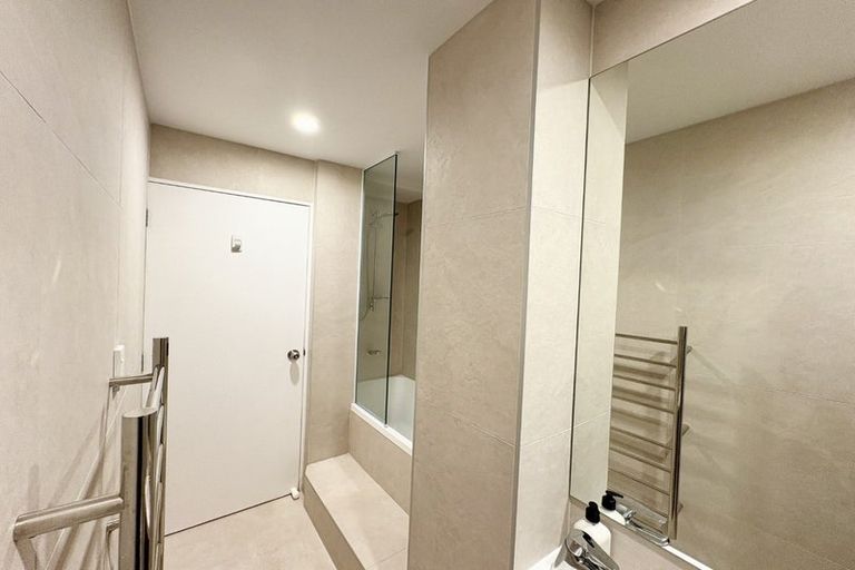 Photo of property in 2/1 Vivian Street, Te Aro, Wellington, 6011