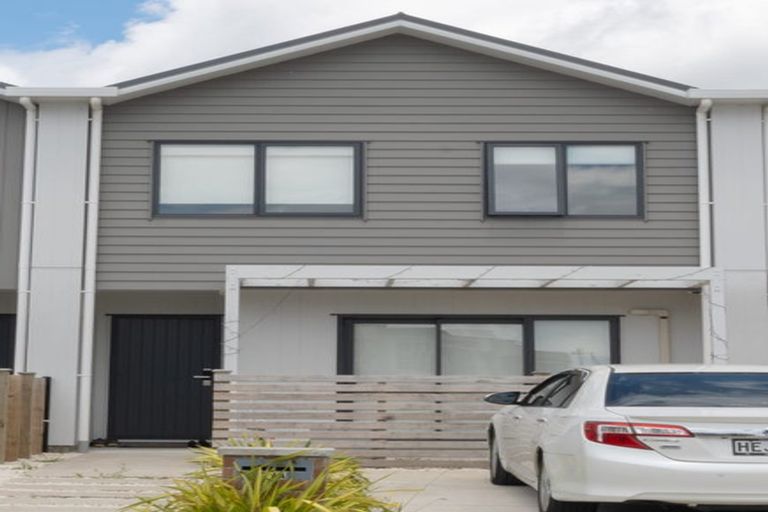 Photo of property in 39a Soaring Bird Drive, Takanini, 2112