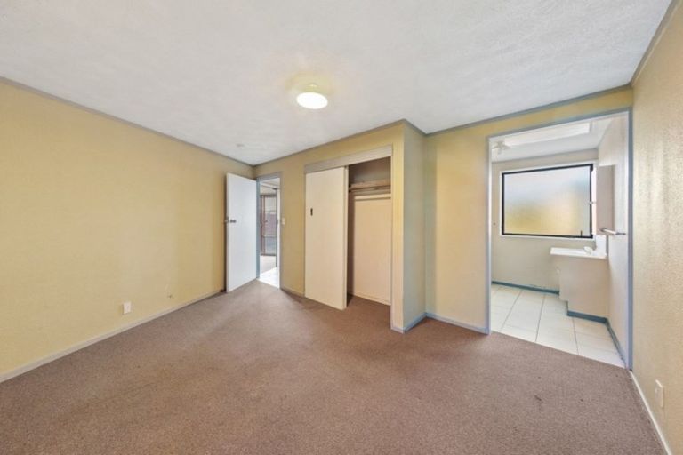 Photo of property in 22 Victoria Avenue, Waiuku, 2123