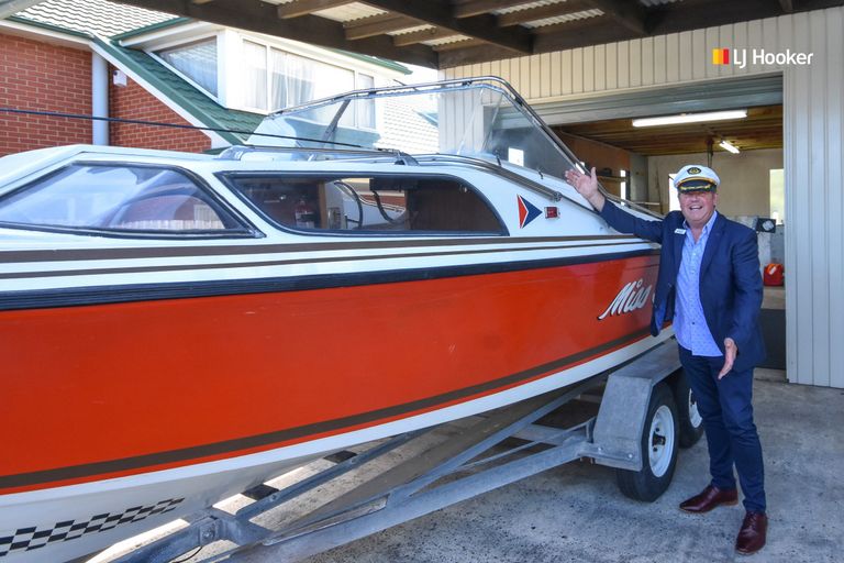 Photo of property in 90 Melbourne Street, South Dunedin, Dunedin, 9012