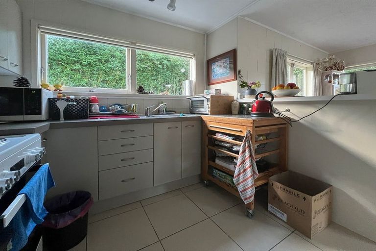 Photo of property in 25 Kenmure Avenue, Forrest Hill, Auckland, 0620